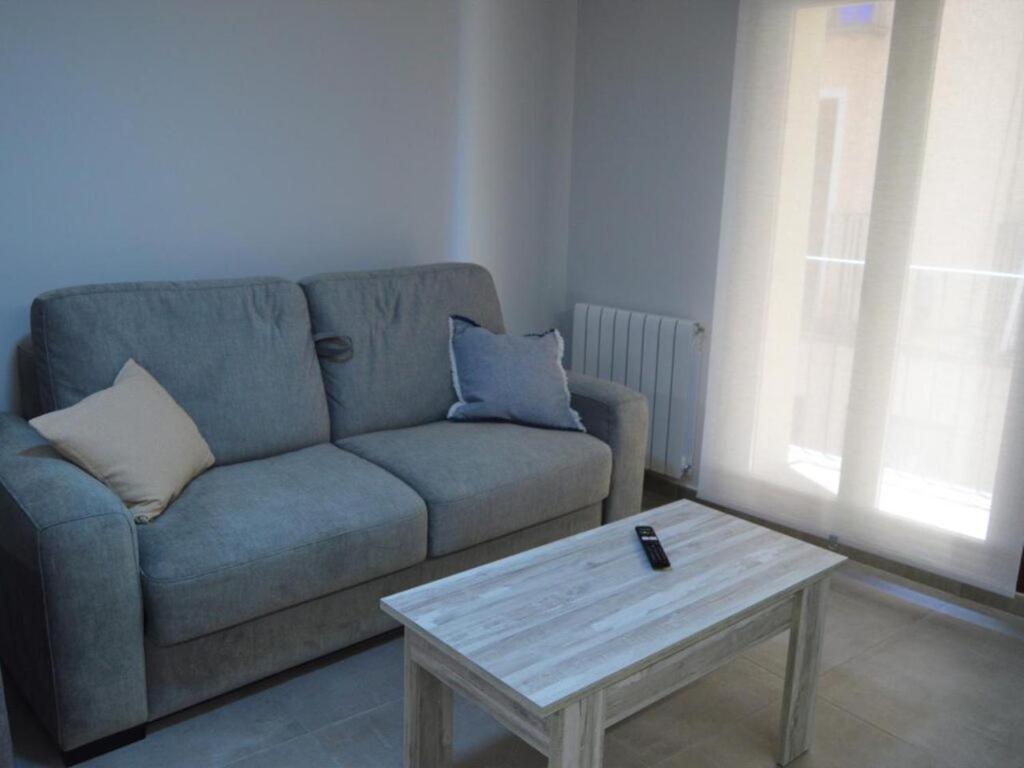 Apartamento Doz Tarazona Luaran gambar