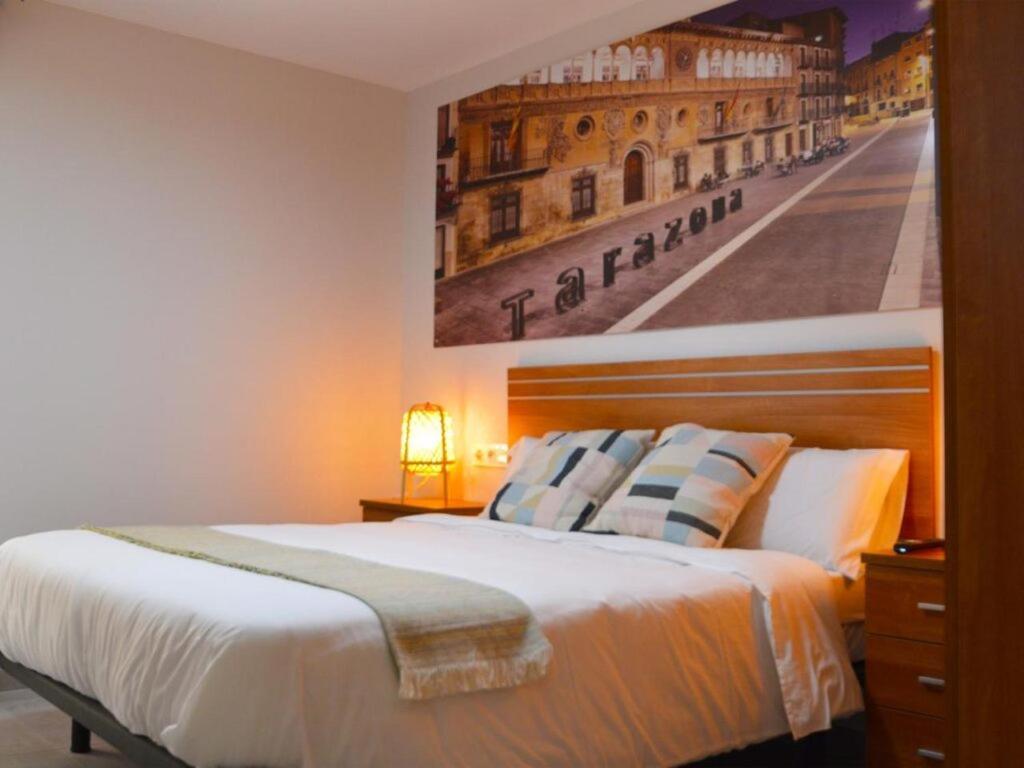 Apartamento Doz Tarazona Luaran gambar